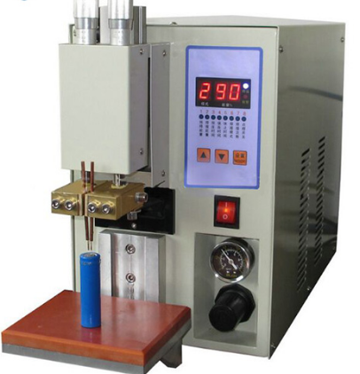 Spot welding machine